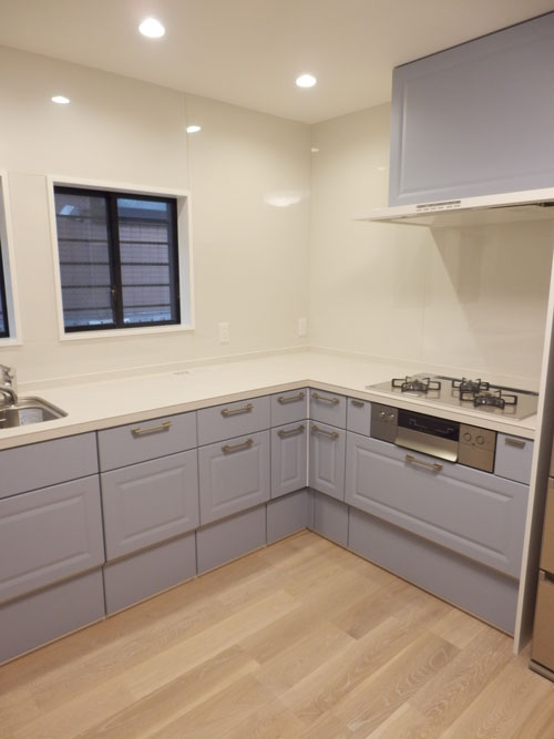 LIXIL　リシェルＳＩで明るく高級感のあるキッチンに